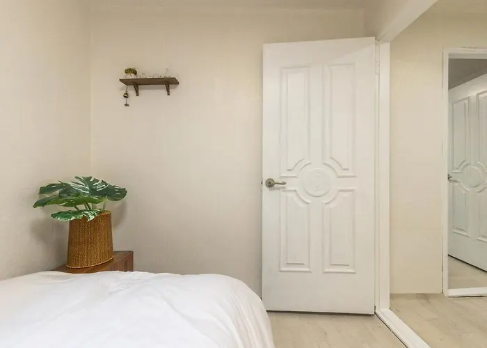 Pumpkin 2br House 3 Min From Metro Boramae * Séoul