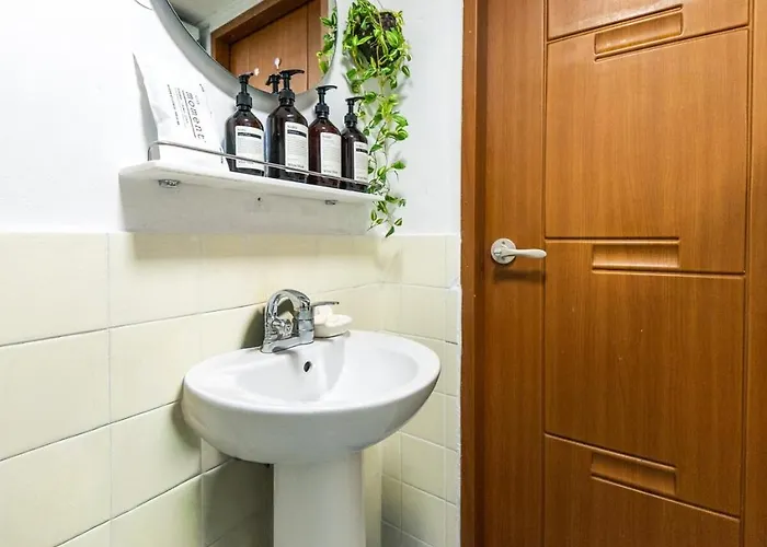 Pumpkin 2br House 3 Min From Metro Boramae Appartement Séoul